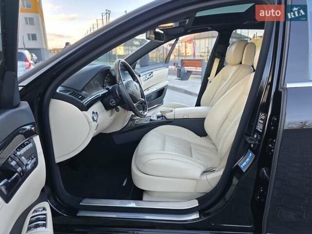 Черный Мерседес С Класс, объемом двигателя 4.7 л и пробегом 218 тыс. км за 17999 $, фото 45 на Automoto.ua