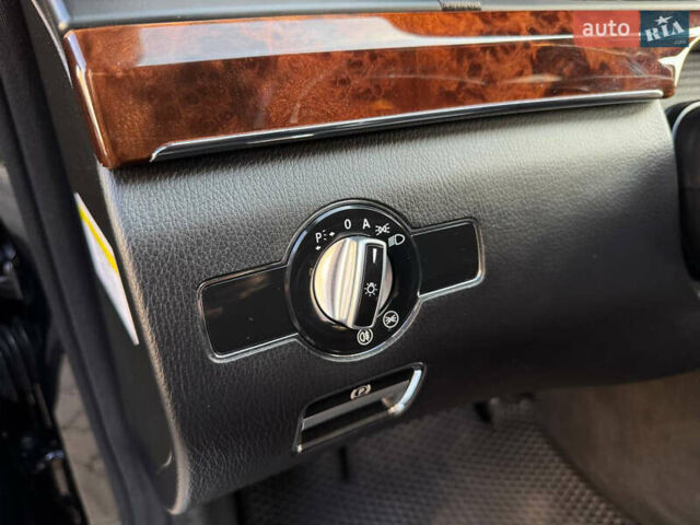 Чорний Мерседес С Клас, об'ємом двигуна 4.66 л та пробігом 221 тис. км за 15900 $, фото 20 на Automoto.ua