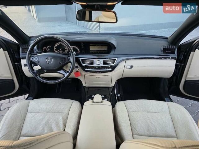 Черный Мерседес С Класс, объемом двигателя 2.14 л и пробегом 212 тыс. км за 18700 $, фото 66 на Automoto.ua