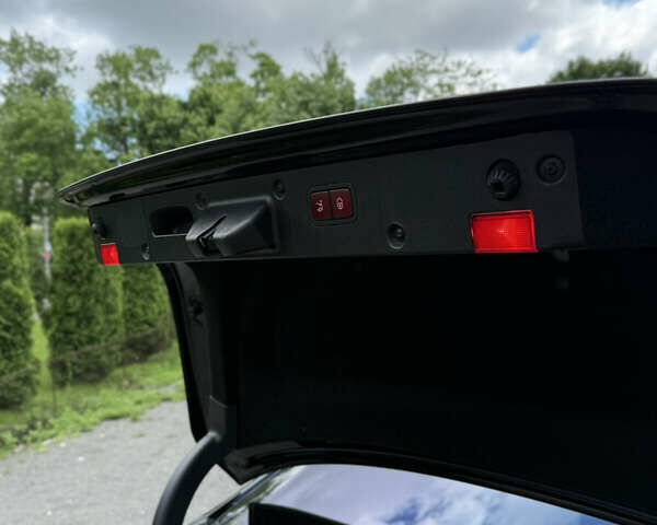 Чорний Мерседес С Клас, об'ємом двигуна 4.7 л та пробігом 212 тис. км за 16200 $, фото 49 на Automoto.ua