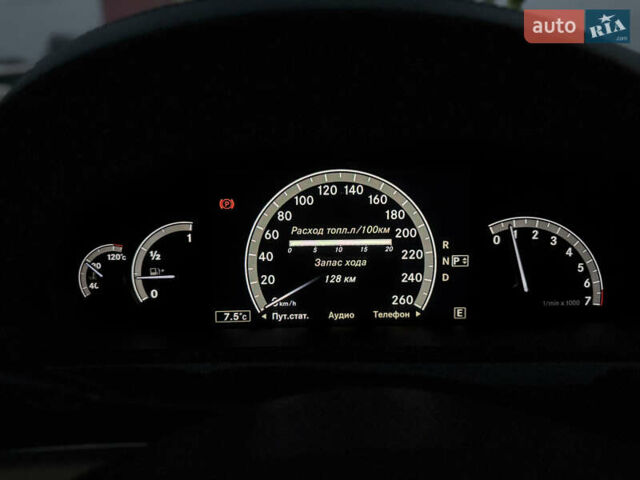 Черный Мерседес С Класс, объемом двигателя 4.7 л и пробегом 218 тыс. км за 14999 $, фото 62 на Automoto.ua