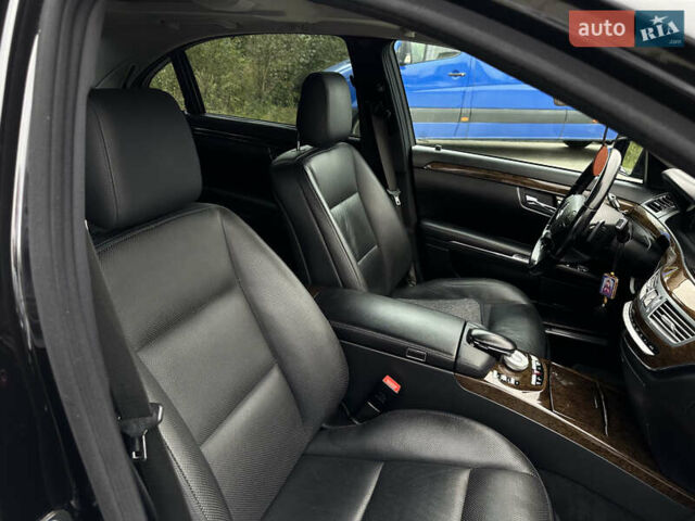 Черный Мерседес С Класс, объемом двигателя 2.99 л и пробегом 320 тыс. км за 21500 $, фото 44 на Automoto.ua