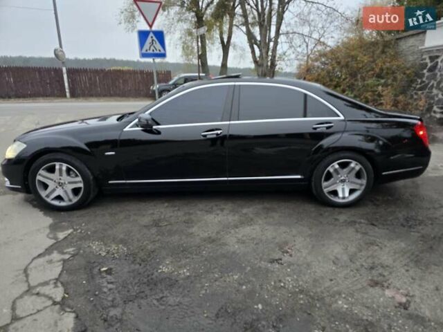 Черный Мерседес С Класс, объемом двигателя 3.5 л и пробегом 188 тыс. км за 14999 $, фото 43 на Automoto.ua