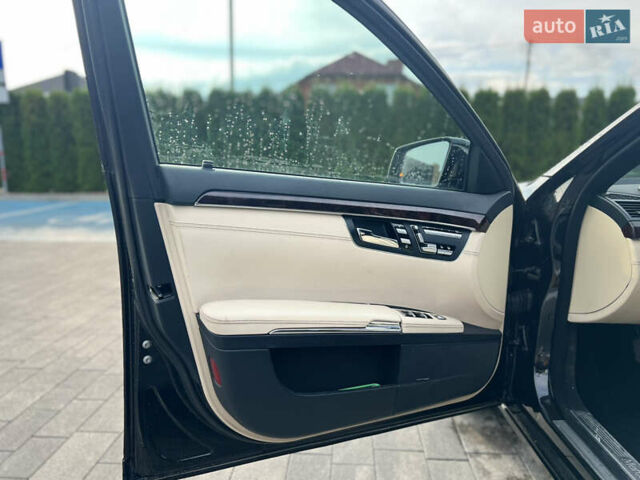 Черный Мерседес С Класс, объемом двигателя 3 л и пробегом 285 тыс. км за 15500 $, фото 18 на Automoto.ua