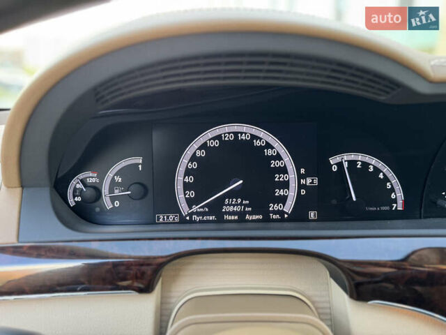 Черный Мерседес С Класс, объемом двигателя 4.7 л и пробегом 208 тыс. км за 23000 $, фото 7 на Automoto.ua