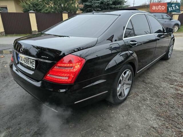 Черный Мерседес С Класс, объемом двигателя 3.5 л и пробегом 188 тыс. км за 14999 $, фото 1 на Automoto.ua