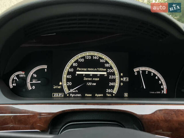 Черный Мерседес С Класс, объемом двигателя 4.66 л и пробегом 170 тыс. км за 19000 $, фото 20 на Automoto.ua