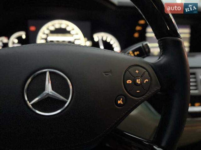 Черный Мерседес С Класс, объемом двигателя 4.7 л и пробегом 218 тыс. км за 14999 $, фото 63 на Automoto.ua