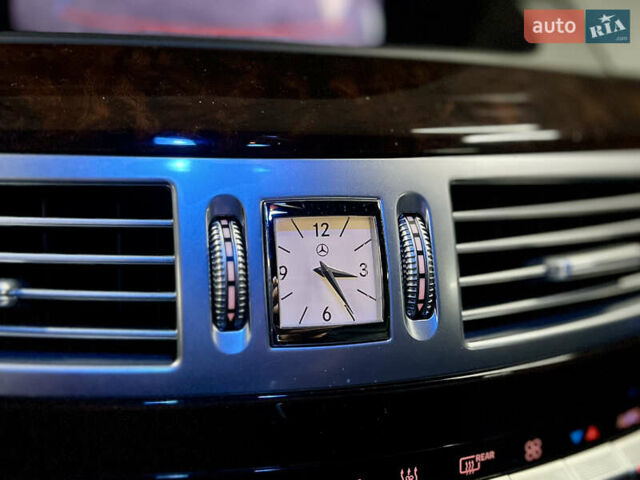 Чорний Мерседес С Клас, об'ємом двигуна 2.99 л та пробігом 258 тис. км за 19500 $, фото 27 на Automoto.ua