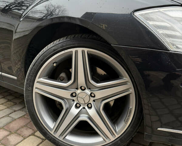 Чорний Мерседес С Клас, об'ємом двигуна 2.99 л та пробігом 286 тис. км за 22000 $, фото 9 на Automoto.ua