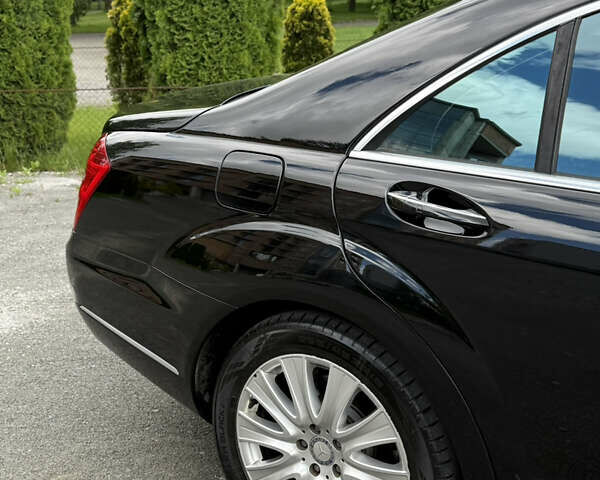 Чорний Мерседес С Клас, об'ємом двигуна 4.7 л та пробігом 212 тис. км за 16200 $, фото 10 на Automoto.ua