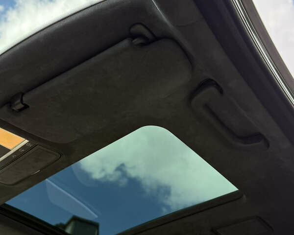 Чорний Мерседес С Клас, об'ємом двигуна 4.7 л та пробігом 212 тис. км за 16200 $, фото 36 на Automoto.ua