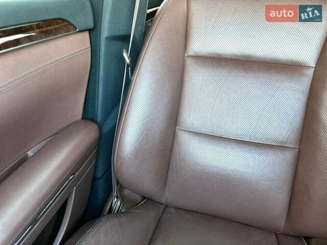 Черный Мерседес С Класс, объемом двигателя 4.7 л и пробегом 160 тыс. км за 23999 $, фото 66 на Automoto.ua