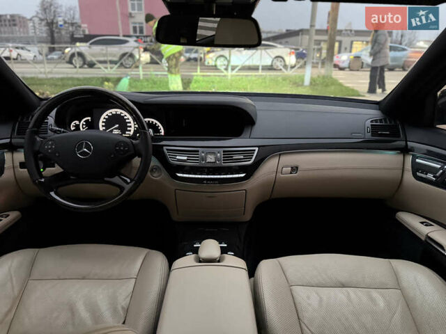 Черный Мерседес С Класс, объемом двигателя 4.7 л и пробегом 218 тыс. км за 14999 $, фото 4 на Automoto.ua