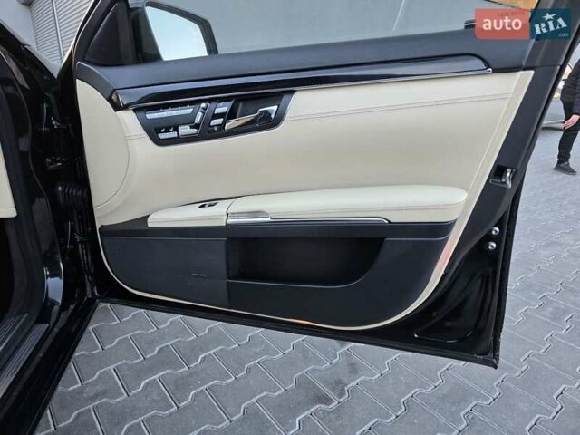 Черный Мерседес С Класс, объемом двигателя 4.7 л и пробегом 218 тыс. км за 17999 $, фото 54 на Automoto.ua