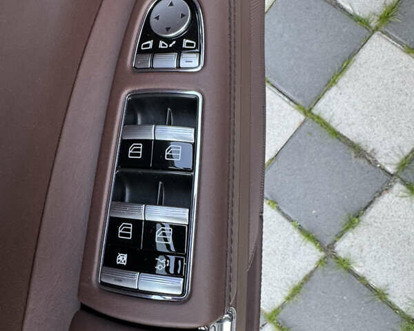 Черный Мерседес С Класс, объемом двигателя 4.7 л и пробегом 128 тыс. км за 21500 $, фото 50 на Automoto.ua