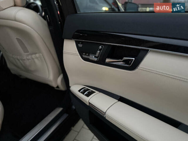 Черный Мерседес С Класс, объемом двигателя 4.7 л и пробегом 218 тыс. км за 14999 $, фото 50 на Automoto.ua