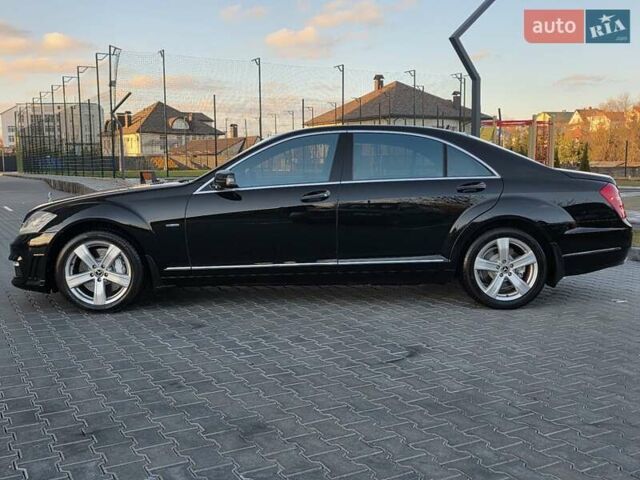 Черный Мерседес С Класс, объемом двигателя 4.7 л и пробегом 218 тыс. км за 17999 $, фото 11 на Automoto.ua