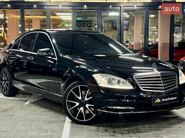 Чорний Мерседес С Клас, об'ємом двигуна 2.99 л та пробігом 258 тис. км за 19500 $, фото 7 на Automoto.ua
