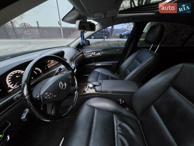 Черный Мерседес С Класс, объемом двигателя 3.5 л и пробегом 188 тыс. км за 14999 $, фото 39 на Automoto.ua