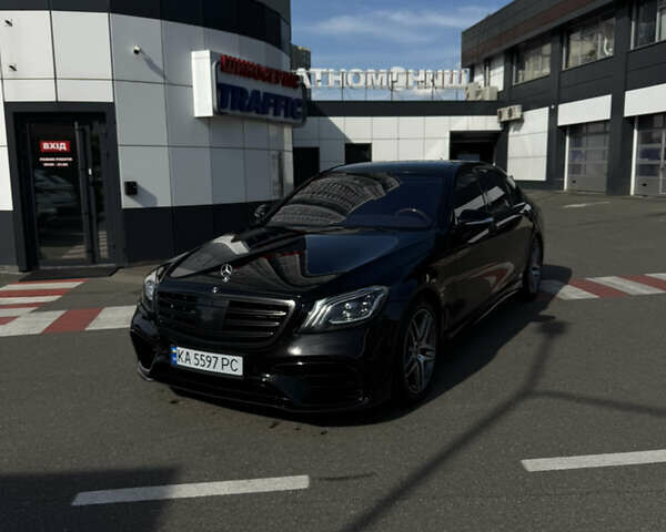 Черный Мерседес С Класс, объемом двигателя 4.66 л и пробегом 247 тыс. км за 31500 $, фото 2 на Automoto.ua