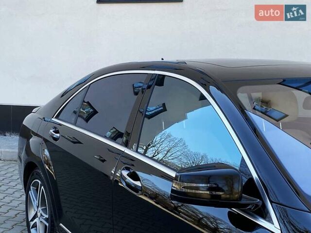 Черный Мерседес С Класс, объемом двигателя 3 л и пробегом 247 тыс. км за 17999 $, фото 4 на Automoto.ua