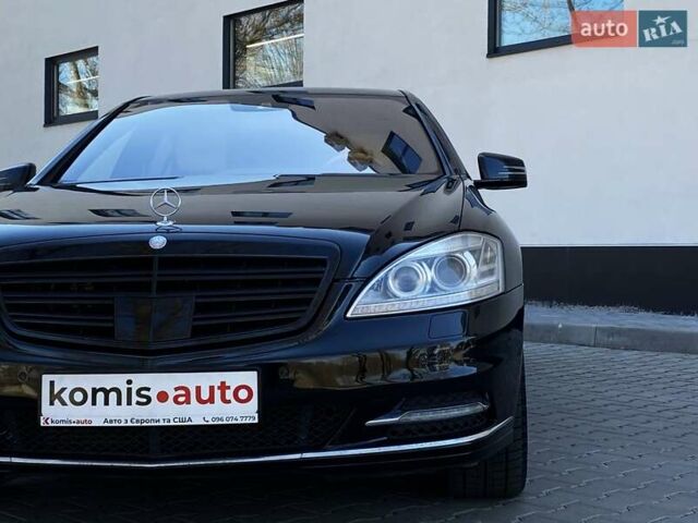 Черный Мерседес С Класс, объемом двигателя 3 л и пробегом 247 тыс. км за 18499 $, фото 21 на Automoto.ua