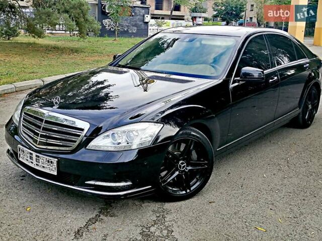 Черный Мерседес С Класс, объемом двигателя 5 л и пробегом 150 тыс. км за 23450 $, фото 19 на Automoto.ua
