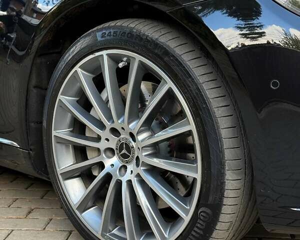 Черный Мерседес С Класс, объемом двигателя 4.66 л и пробегом 179 тыс. км за 35000 $, фото 2 на Automoto.ua