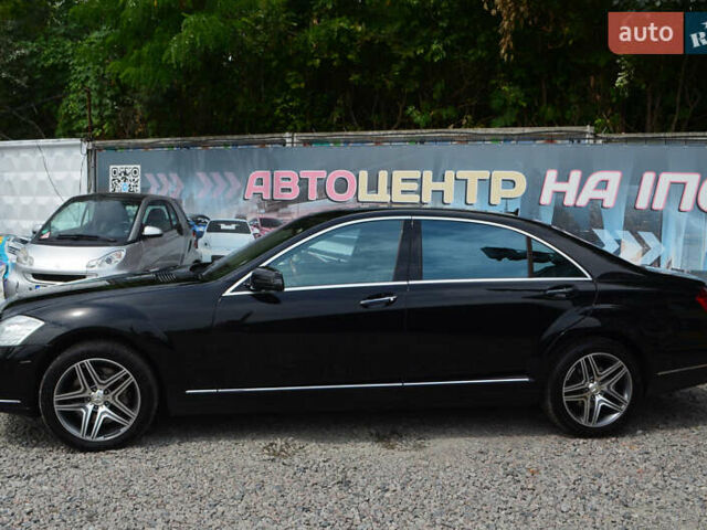 Черный Мерседес С Класс, объемом двигателя 2.99 л и пробегом 222 тыс. км за 19900 $, фото 24 на Automoto.ua