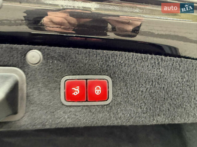 Черный Мерседес С Класс, объемом двигателя 4.7 л и пробегом 193 тыс. км за 27999 $, фото 107 на Automoto.ua