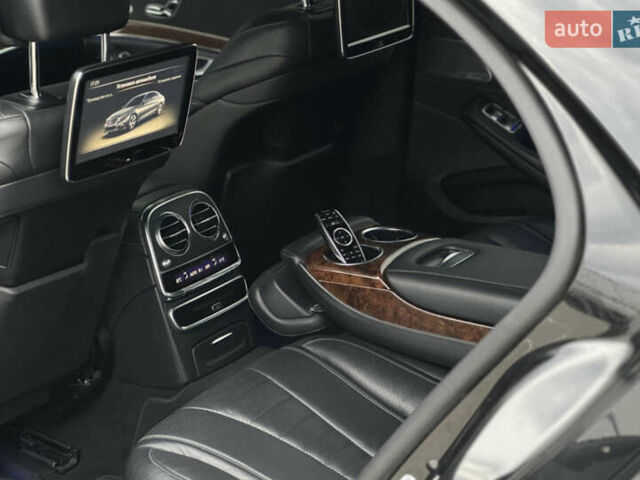 Черный Мерседес С Класс, объемом двигателя 2.99 л и пробегом 240 тыс. км за 37000 $, фото 5 на Automoto.ua