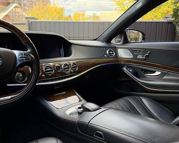 Черный Мерседес С Класс, объемом двигателя 4.66 л и пробегом 179 тыс. км за 35000 $, фото 15 на Automoto.ua