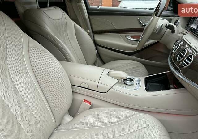 Черный Мерседес С Класс, объемом двигателя 4.66 л и пробегом 149 тыс. км за 33000 $, фото 18 на Automoto.ua