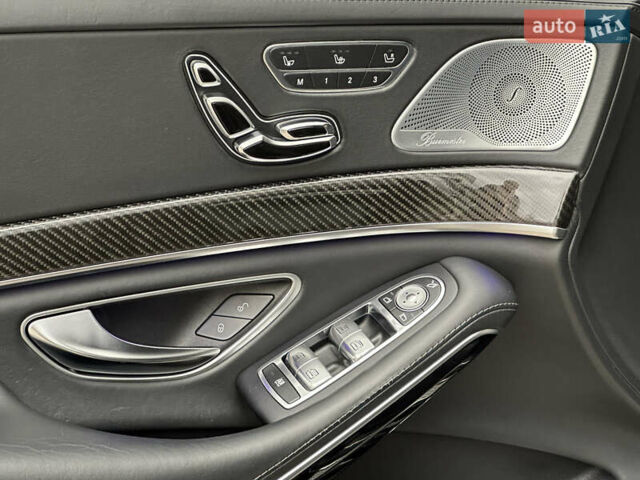 Чорний Мерседес С Клас, об'ємом двигуна 4.7 л та пробігом 140 тис. км за 29900 $, фото 36 на Automoto.ua