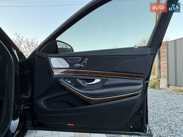 Чорний Мерседес С Клас, об'ємом двигуна 4.66 л та пробігом 195 тис. км за 27990 $, фото 50 на Automoto.ua