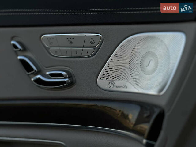 Черный Мерседес С Класс, объемом двигателя 4.66 л и пробегом 203 тыс. км за 28999 $, фото 16 на Automoto.ua