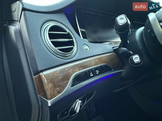 Чорний Мерседес С Клас, об'ємом двигуна 4.66 л та пробігом 195 тис. км за 27990 $, фото 42 на Automoto.ua