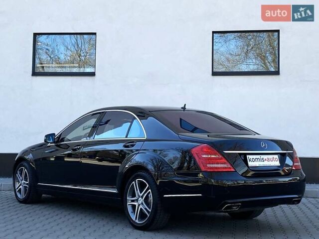 Черный Мерседес С Класс, объемом двигателя 3 л и пробегом 247 тыс. км за 17999 $, фото 14 на Automoto.ua