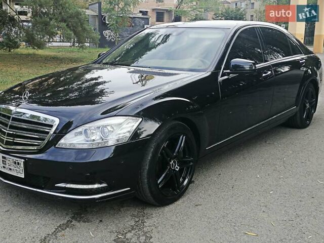 Мерседес С Клас 2013 у Івано-Франківську на Automoto.ua Чорний Мерседес С Клас, об'ємом двигуна 5 л та пробігом 150 тис. км за 23900 $, фото 19 на Automoto.ua