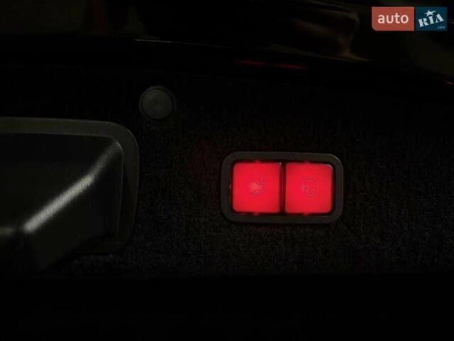 Черный Мерседес С Класс, объемом двигателя 4.66 л и пробегом 120 тыс. км за 45500 $, фото 78 на Automoto.ua