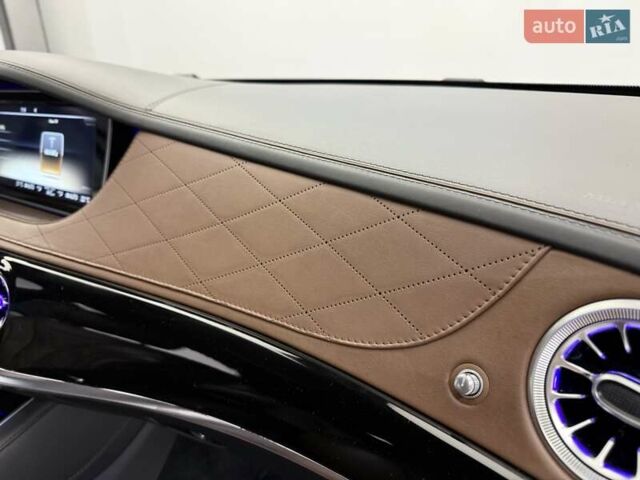 Черный Мерседес С Класс, объемом двигателя 2.99 л и пробегом 187 тыс. км за 37999 $, фото 58 на Automoto.ua