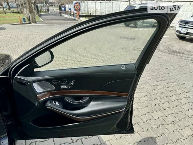 Черный Мерседес С Класс, объемом двигателя 4.66 л и пробегом 283 тыс. км за 29999 $, фото 66 на Automoto.ua