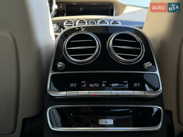 Чорний Мерседес С Клас, об'ємом двигуна 4.66 л та пробігом 226 тис. км за 33999 $, фото 21 на Automoto.ua