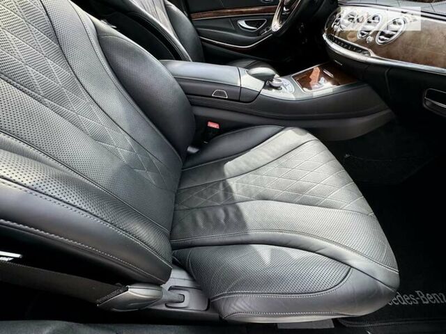 Черный Мерседес С Класс, объемом двигателя 4.66 л и пробегом 283 тыс. км за 29999 $, фото 74 на Automoto.ua