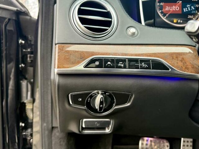 Черный Мерседес С Класс, объемом двигателя 4.66 л и пробегом 283 тыс. км за 24999 $, фото 66 на Automoto.ua