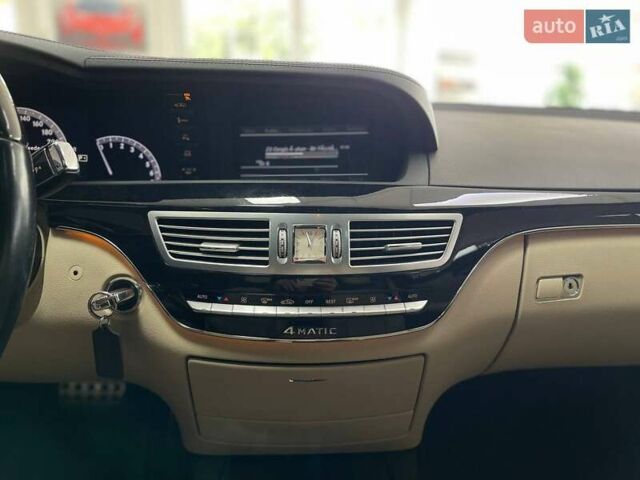 Черный Мерседес С Класс, объемом двигателя 2.14 л и пробегом 247 тыс. км за 22990 $, фото 34 на Automoto.ua