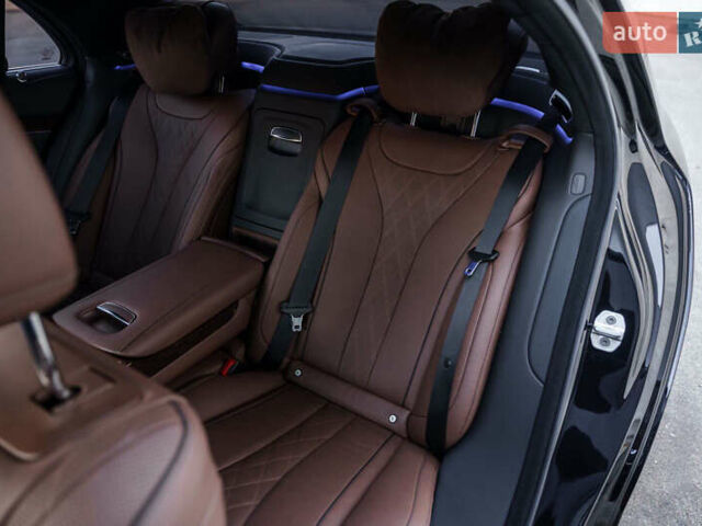 Черный Мерседес С Класс, объемом двигателя 4.66 л и пробегом 20 тыс. км за 50000 $, фото 16 на Automoto.ua