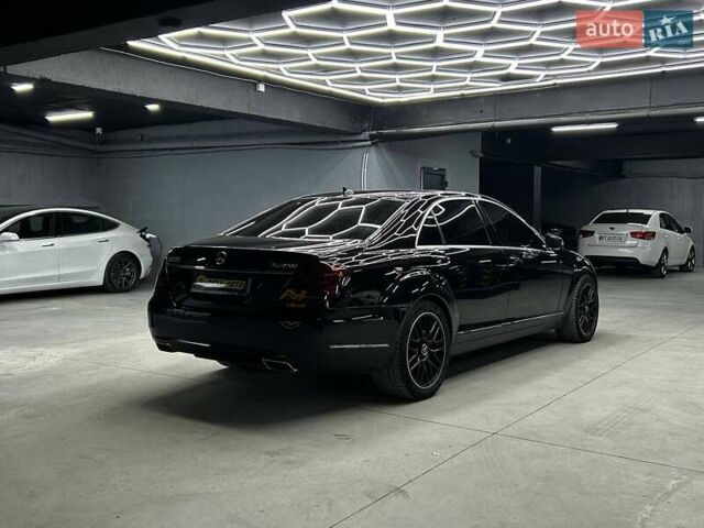 Черный Мерседес С Класс, объемом двигателя 2.99 л и пробегом 278 тыс. км за 24000 $, фото 5 на Automoto.ua