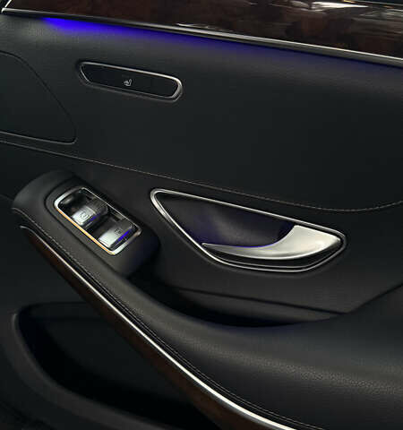 Чорний Мерседес С Клас, об'ємом двигуна 2.99 л та пробігом 225 тис. км за 42000 $, фото 7 на Automoto.ua